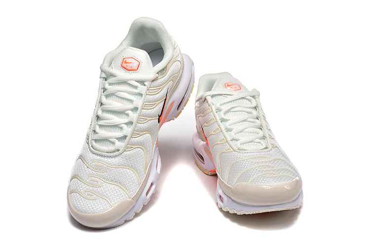 Nike Air Max Plus TN - Sneakito