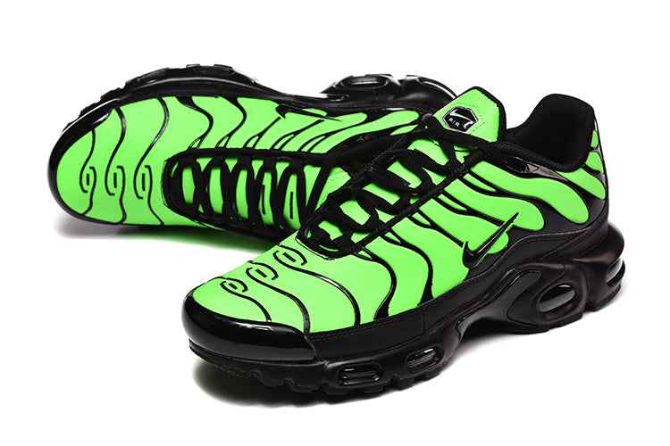 Nike Air Max Plus TN - Sneakito