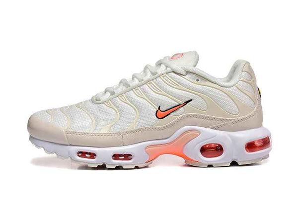 Nike Air Max Plus TN - Sneakito