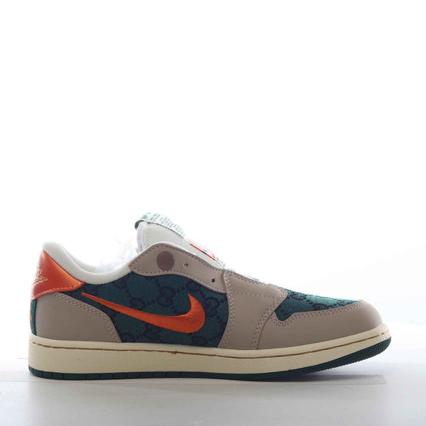 AIR JORDAN1 RET LOW SLIP AJ1 - Sneakito