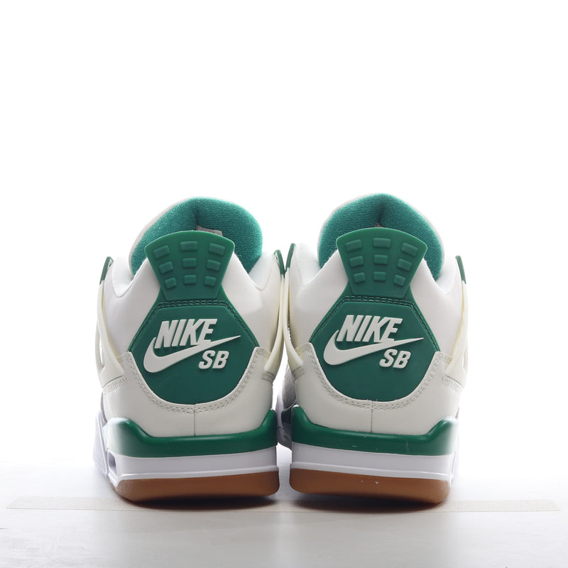 Nike SB x Jordan 4 Retro Pine Green - Sneakito