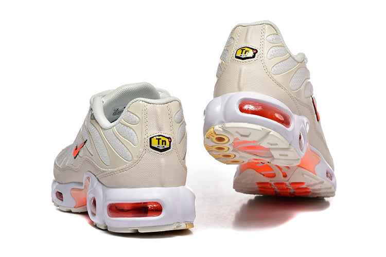 Nike Air Max Plus TN - Sneakito