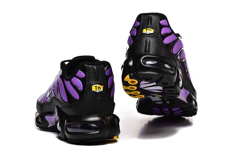 Nike Air Max Plus TN - Sneakito