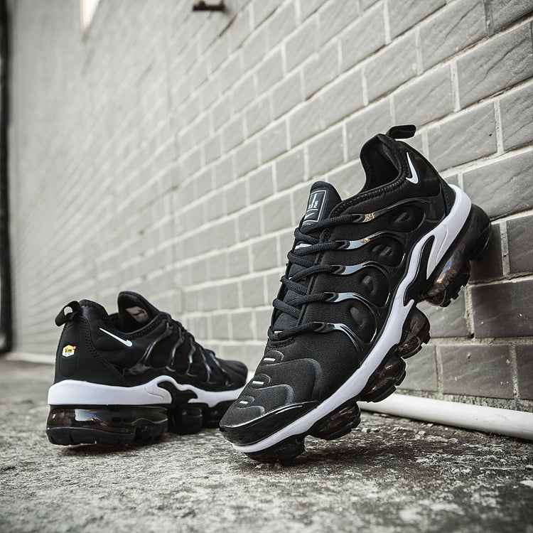Nike Air Vapor-Max Plus - Sneakito