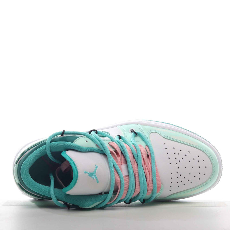 Air Jordan 1 Low - Sneakito