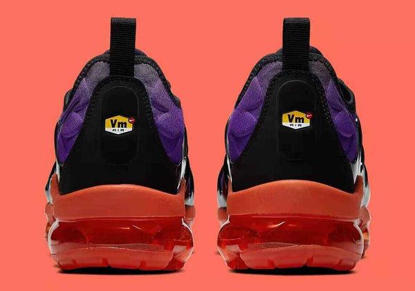Nike Air VaporMax Plus TN - Sneakito