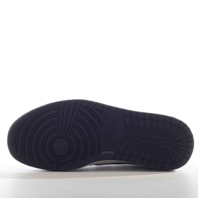 Travis Scott x Air Jordan AJ1 Low OG - Sneakito