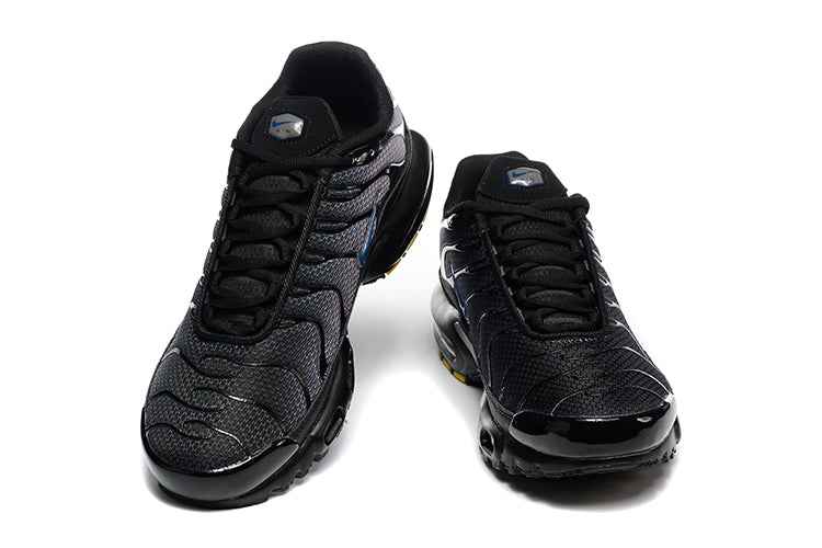 Nike Air Max Plus TN - Sneakito