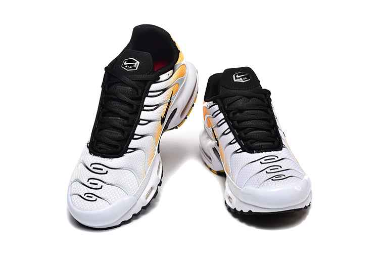 Nike Air Max Plus TN - Sneakito