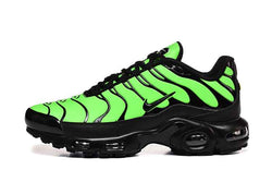 Nike Air Max Plus TN - Sneakito