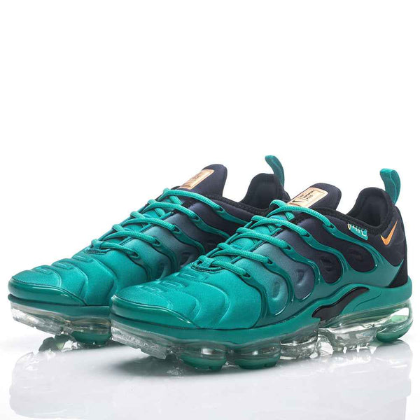 Nike Air VaporMax Plus TN - Sneakito