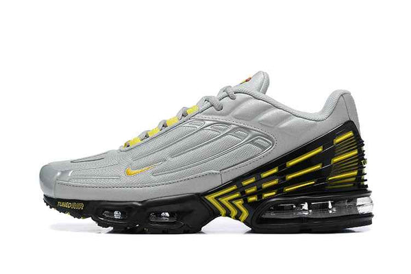 Nike Air Max Plus TN - Sneakito