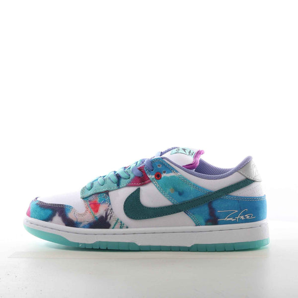 Nike SB Dunk Low Futura Laboratories