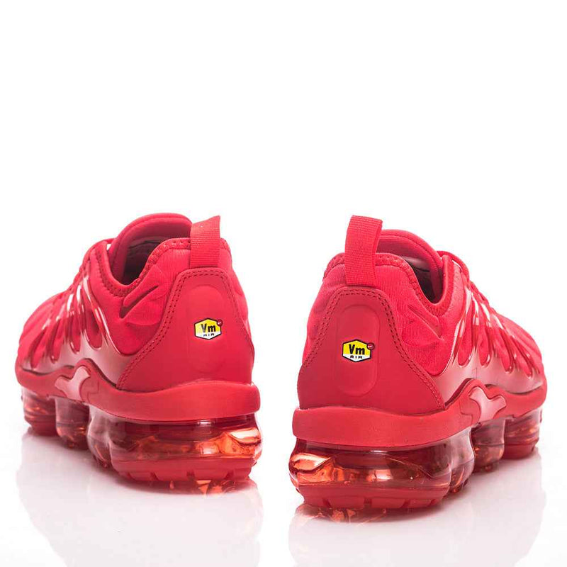 Red Nike Air VaporMax TN Plus - Sneakito