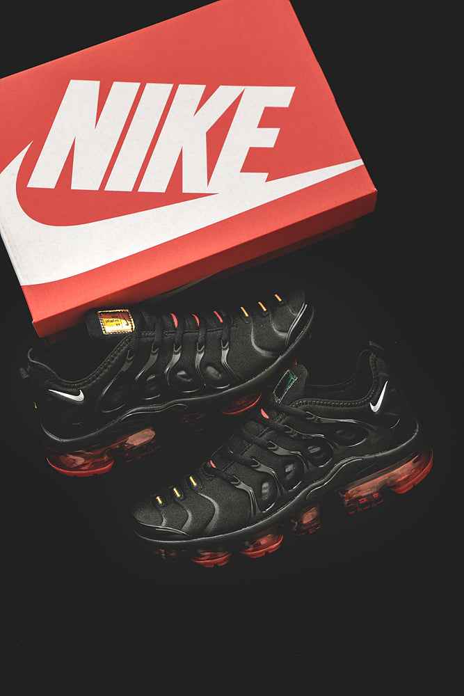 Nike Air VaporMax Plus TN - Sneakito