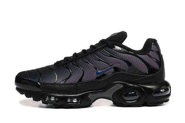 Nike Air Max Plus TN - Sneakito